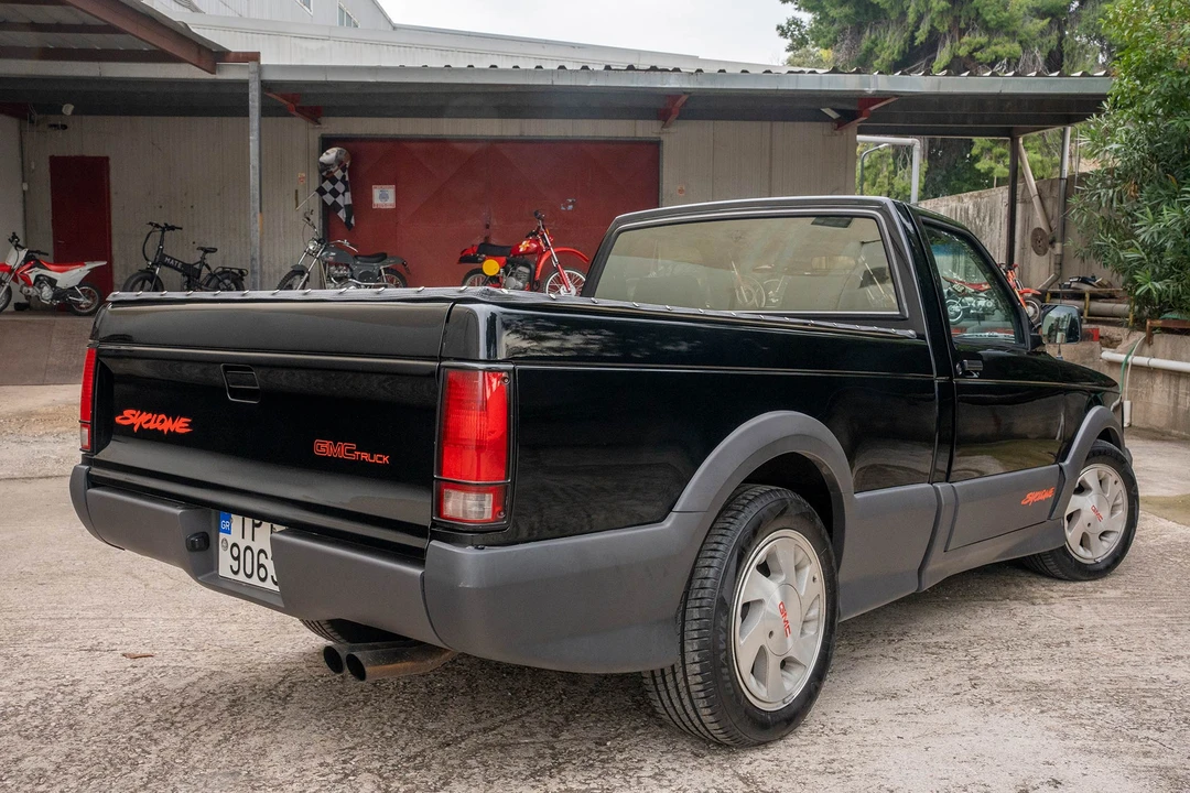 1991 GMC Syclone - Image 12 of 31