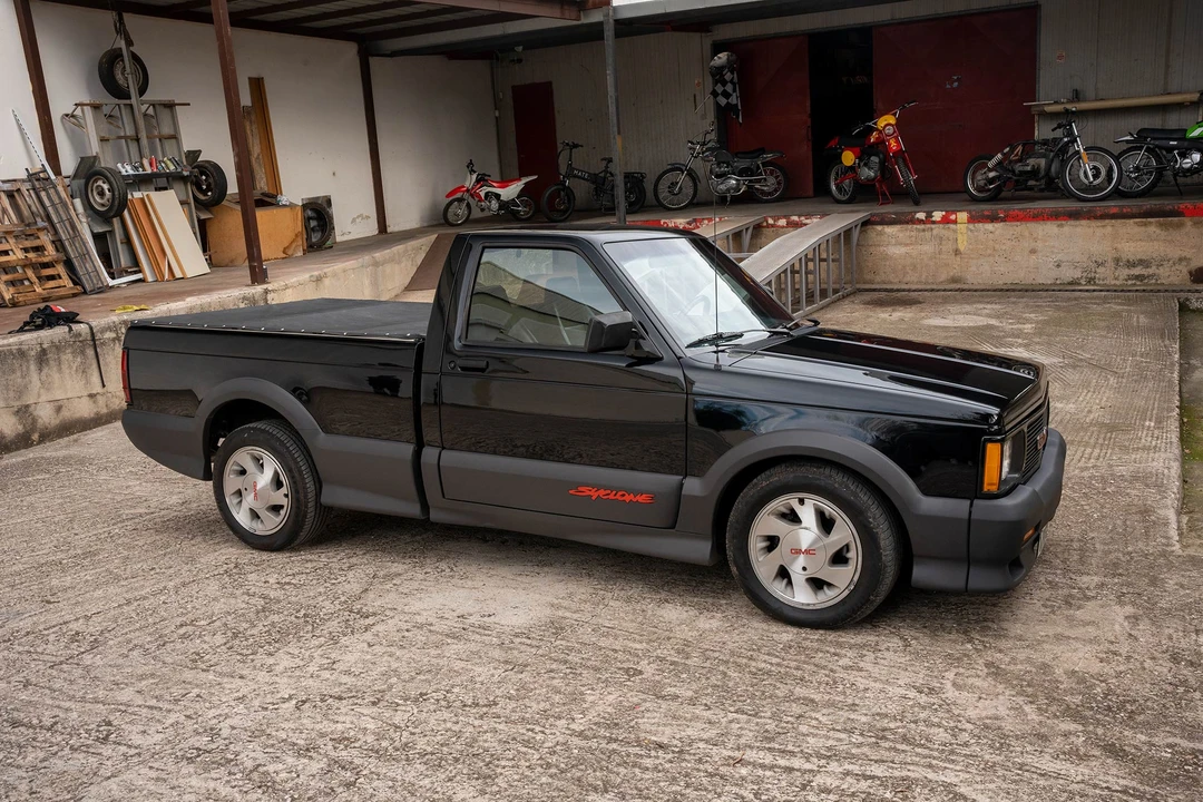 1991 GMC Syclone - Image 20 of 31