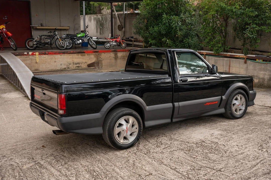 1991 GMC Syclone - Image 17 of 31