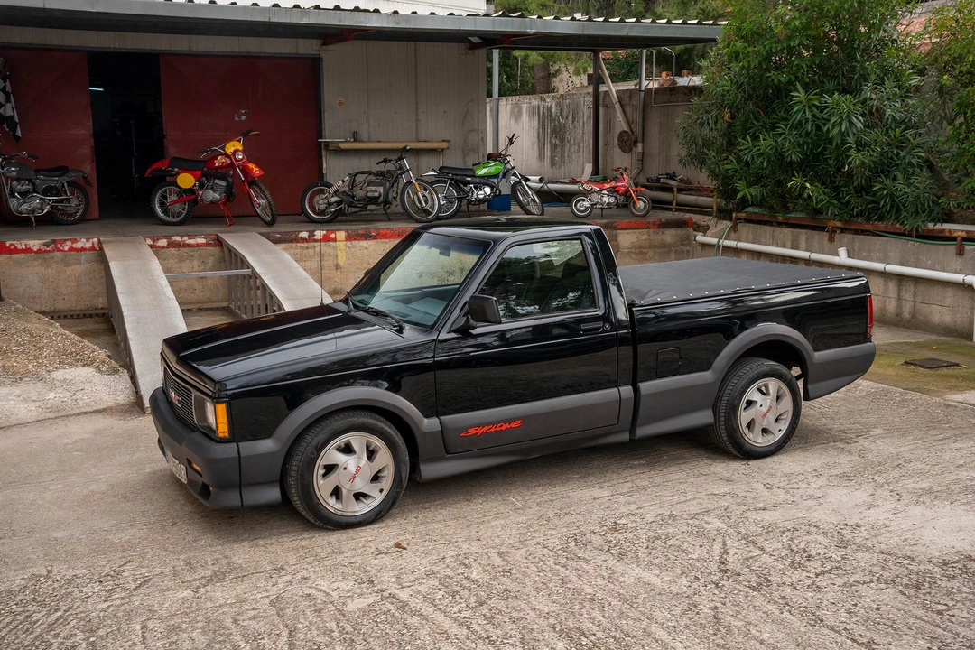 1991 GMC Syclone - Image 5 of 31