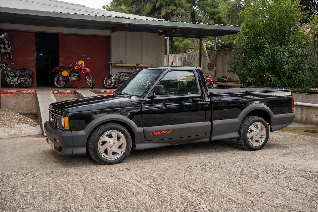 1991 GMC Syclone - Image 6 of 31