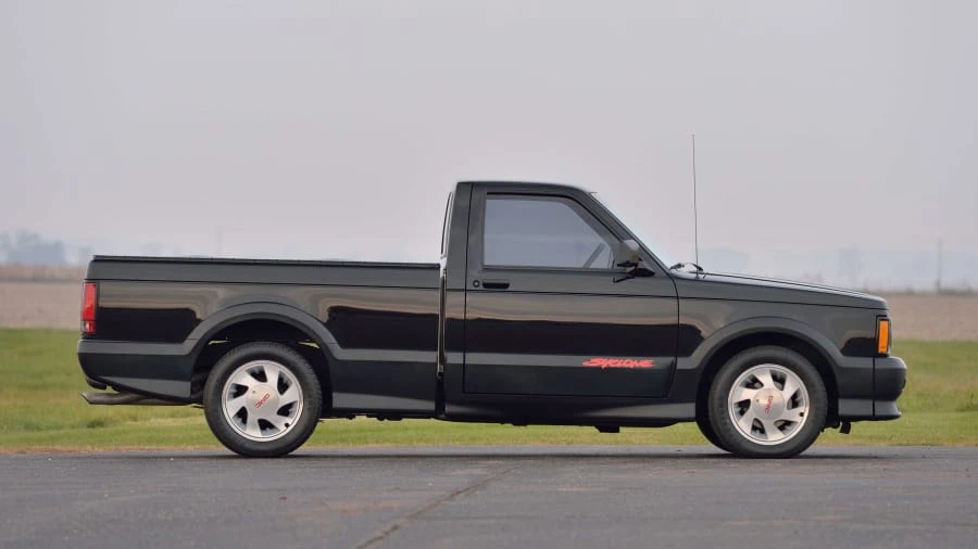 1991 GMC Syclone - Image 2 of 20