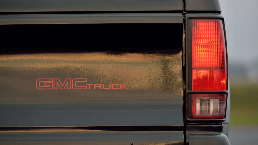 1991 GMC Syclone - Image 11 of 20