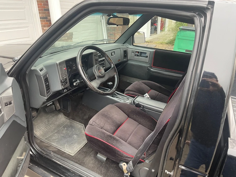 1991 GMC Syclone - Image 3 of 9