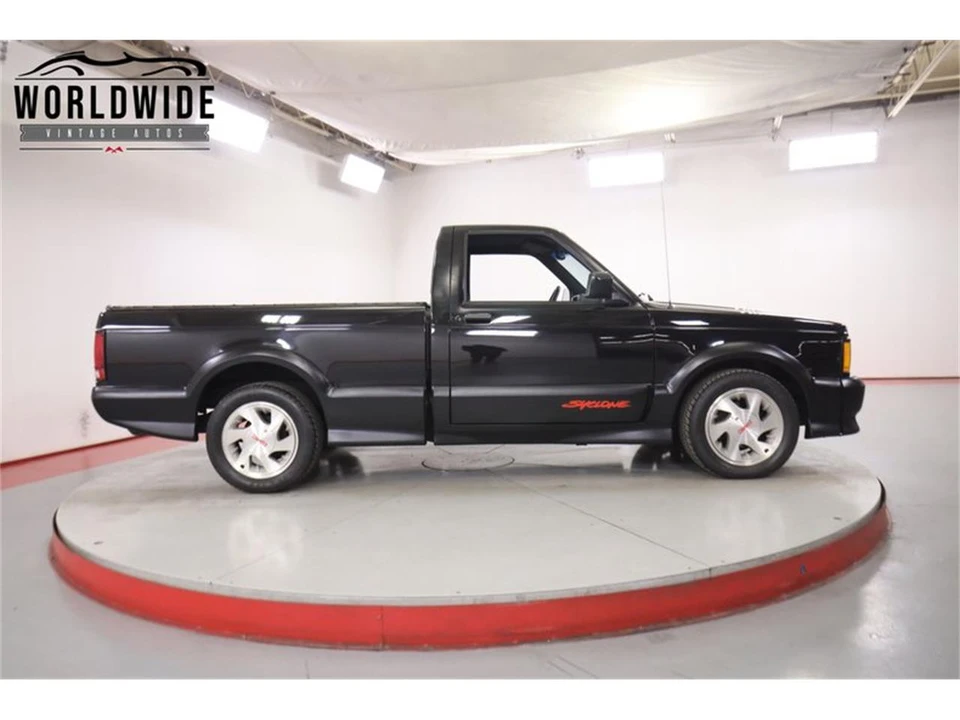 1991 GMC Syclone - Image 4 of 31