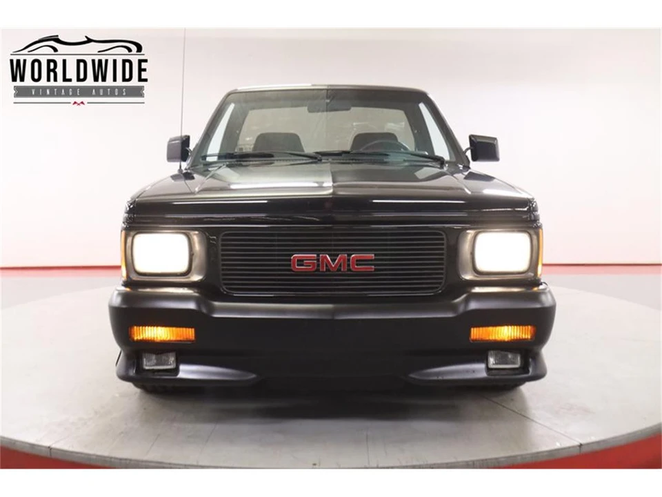 1991 GMC Syclone - Image 16 of 31