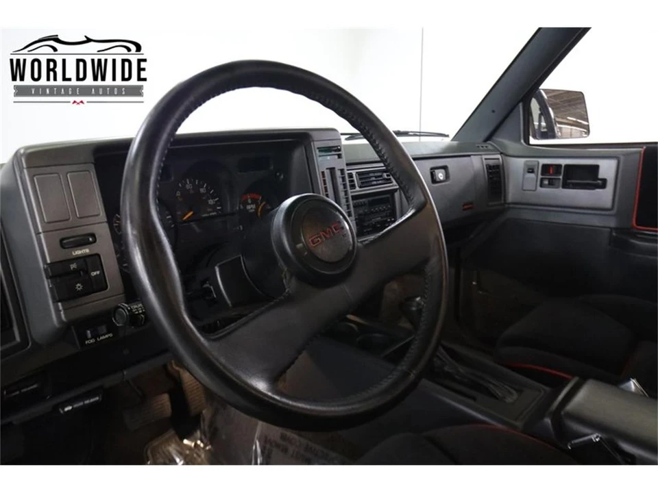 1991 GMC Syclone - Image 26 of 31