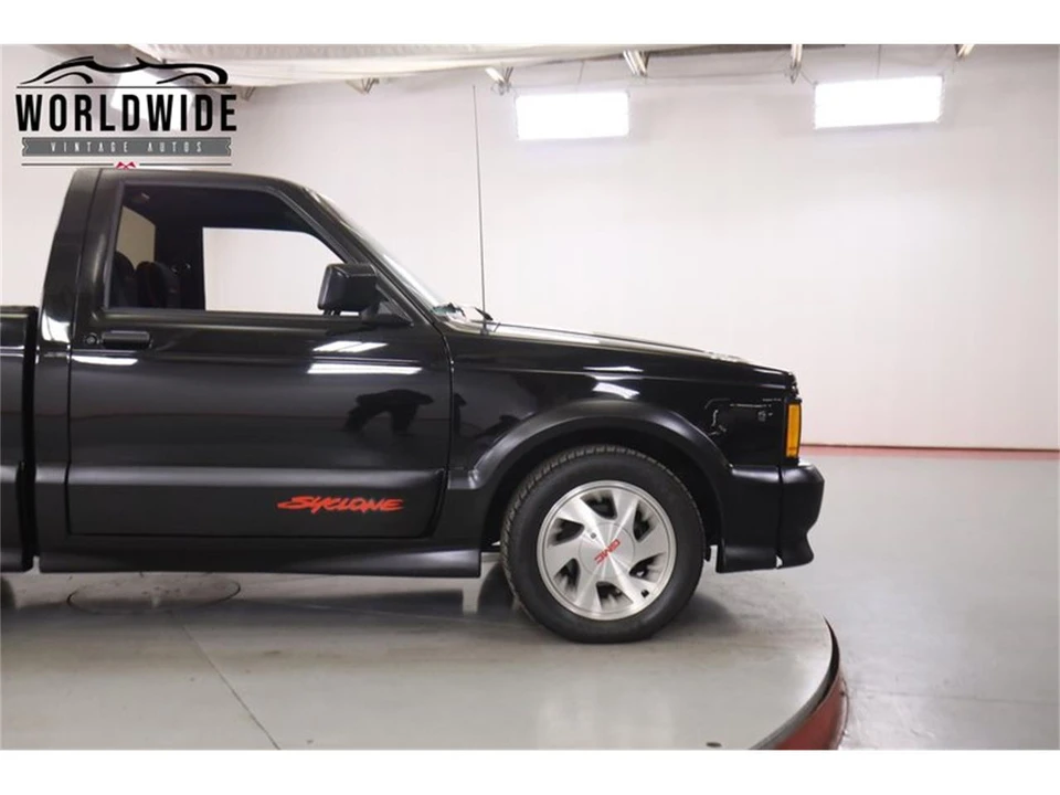 1991 GMC Syclone - Image 8 of 31