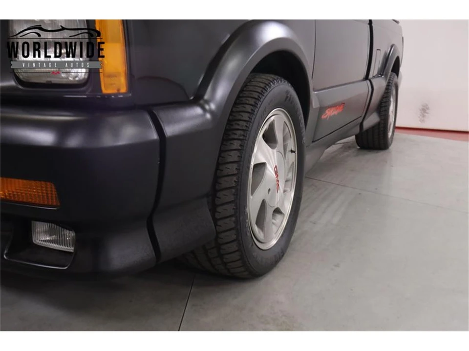 1991 GMC Syclone - Image 11 of 31