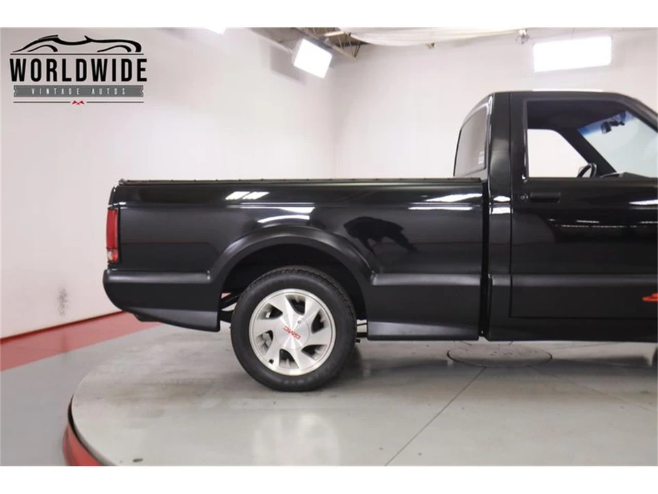 1991 GMC Syclone - Image 9 of 31