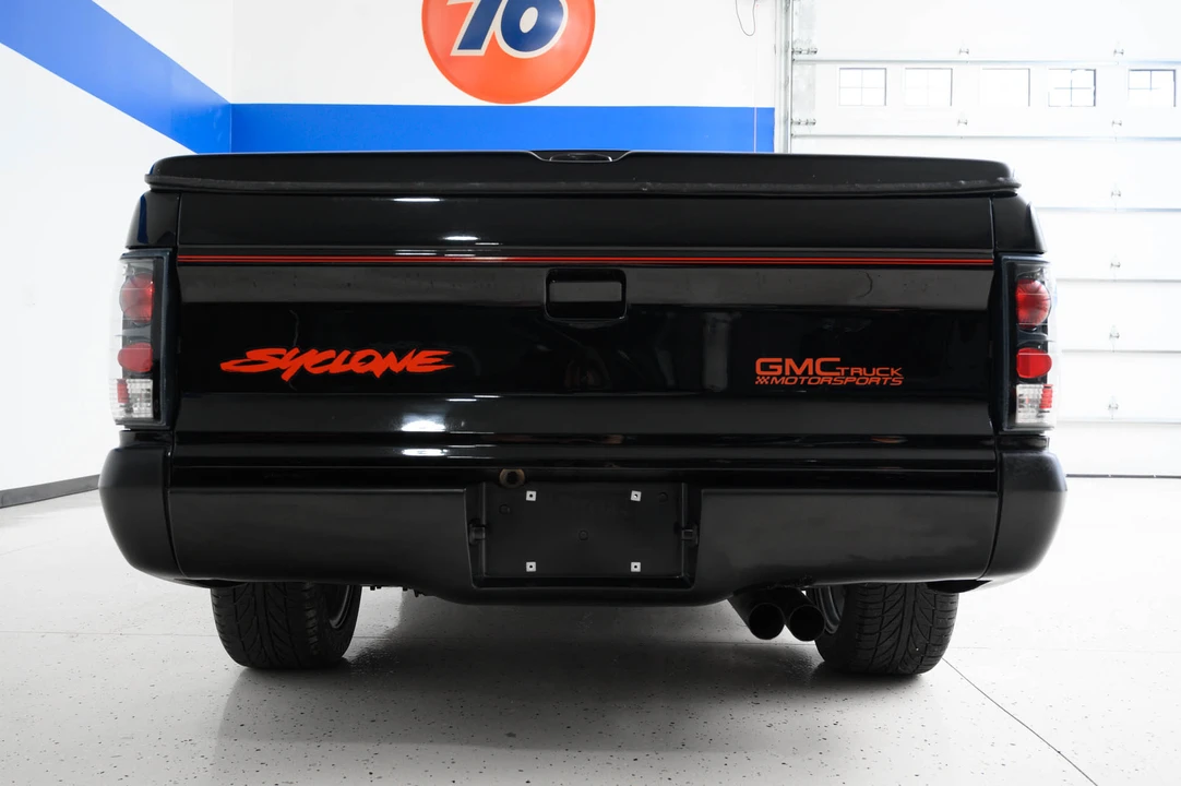 1991 GMC Syclone - Image 11 of 31