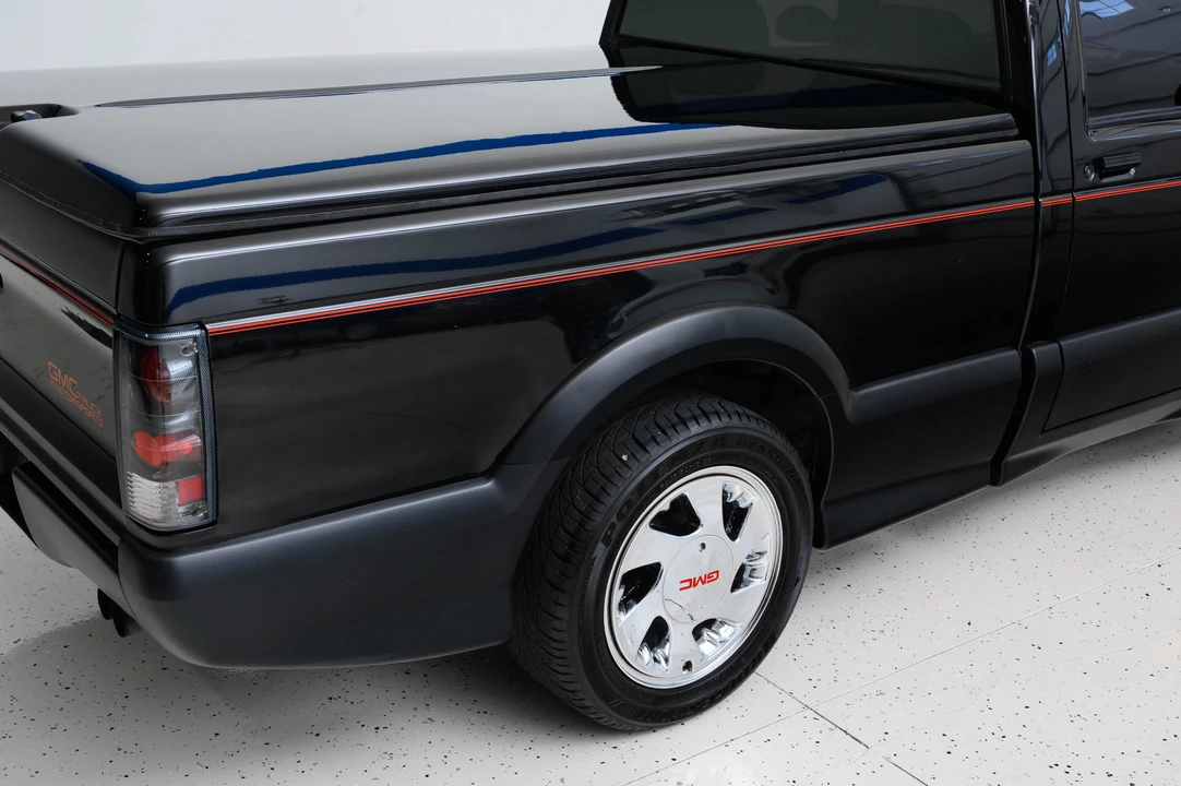 1991 GMC Syclone - Image 31 of 31