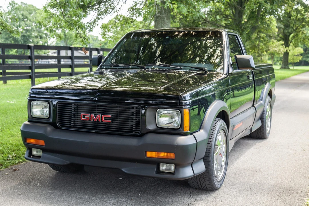 1991 GMC Syclone - Image 3 of 31
