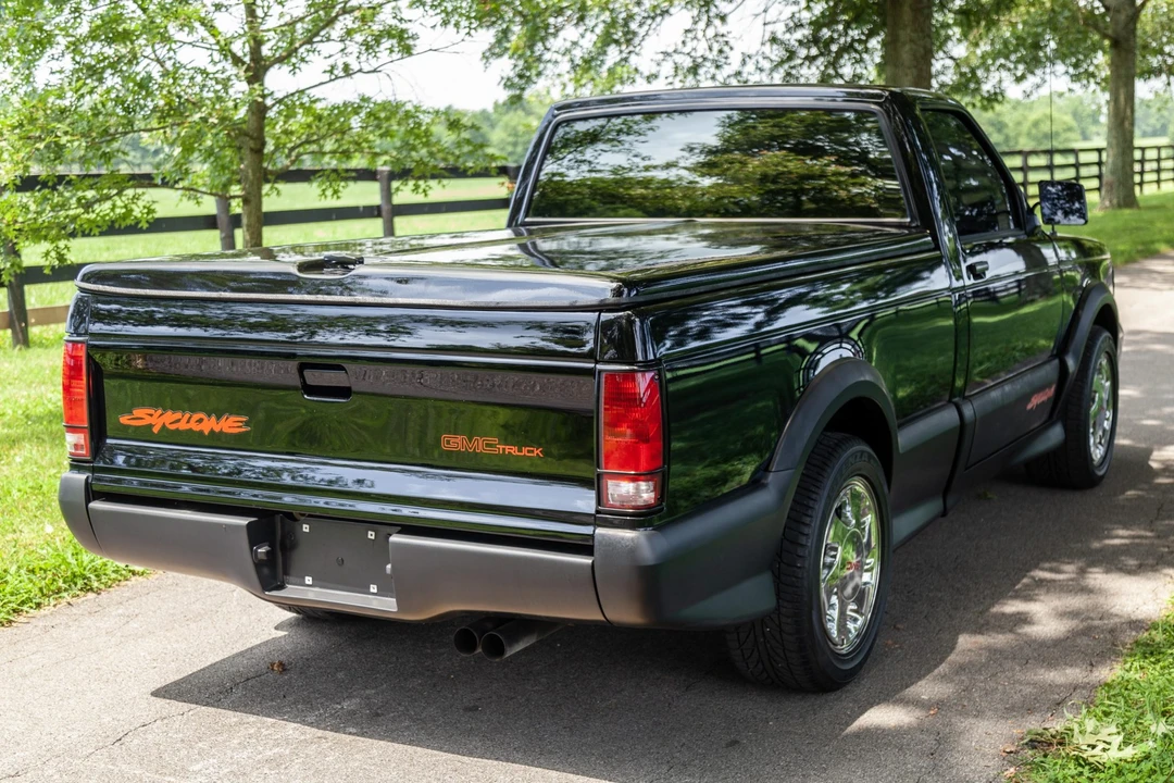 1991 GMC Syclone - Image 7 of 31