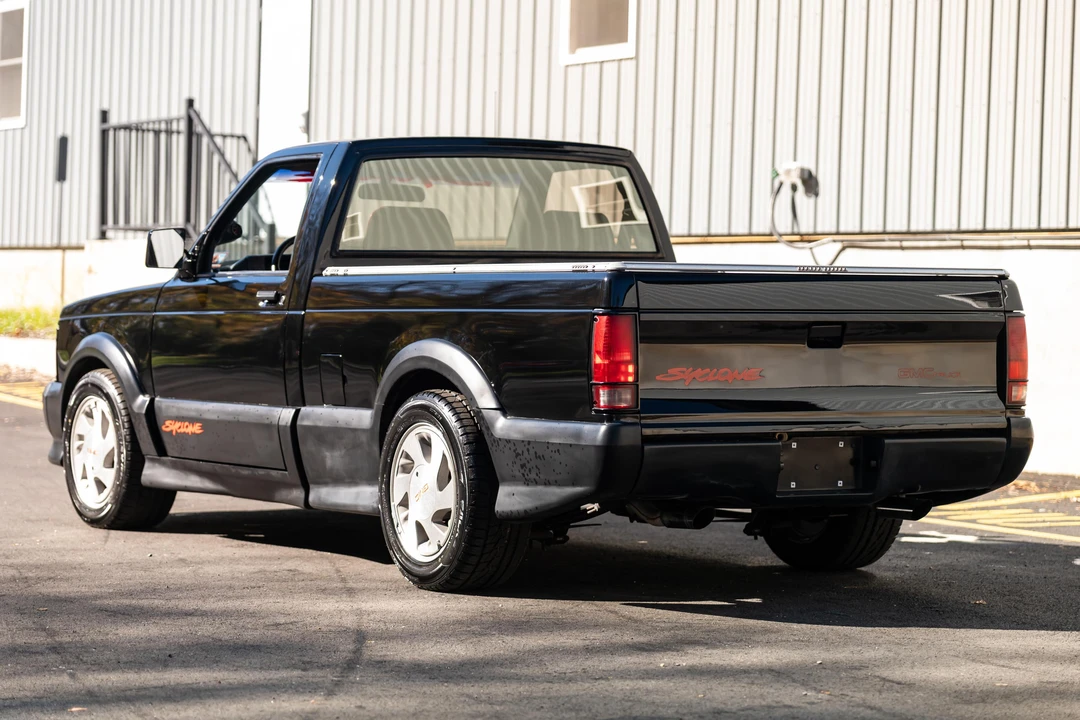 1991 GMC Syclone - Image 7 of 31