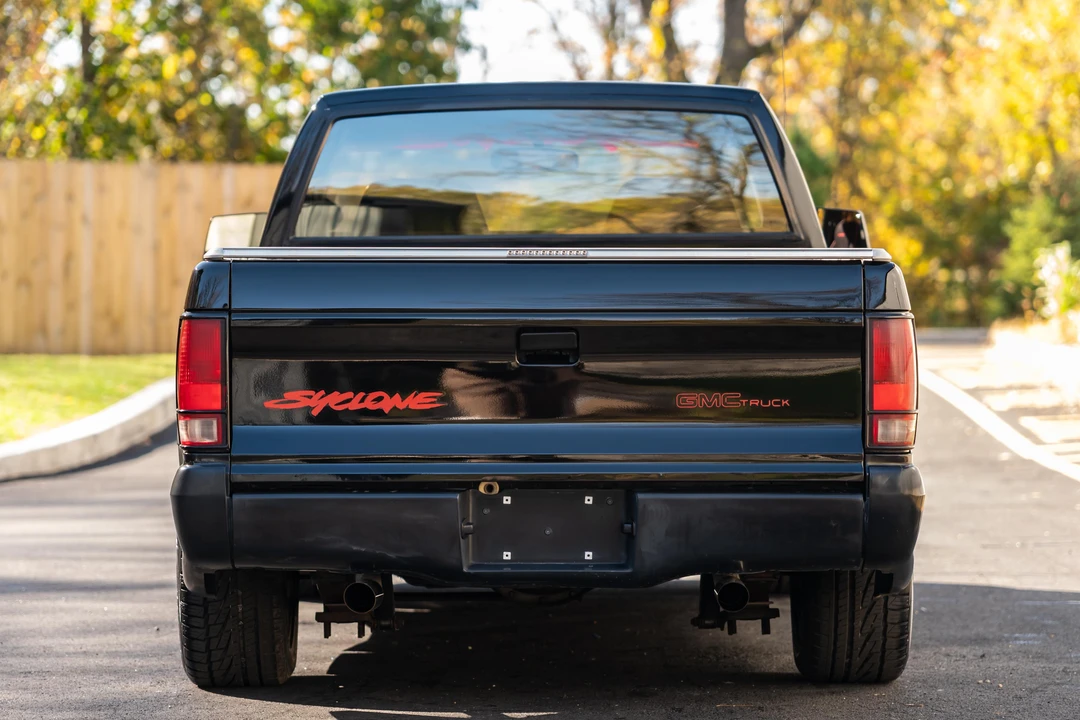 1991 GMC Syclone - Image 5 of 31