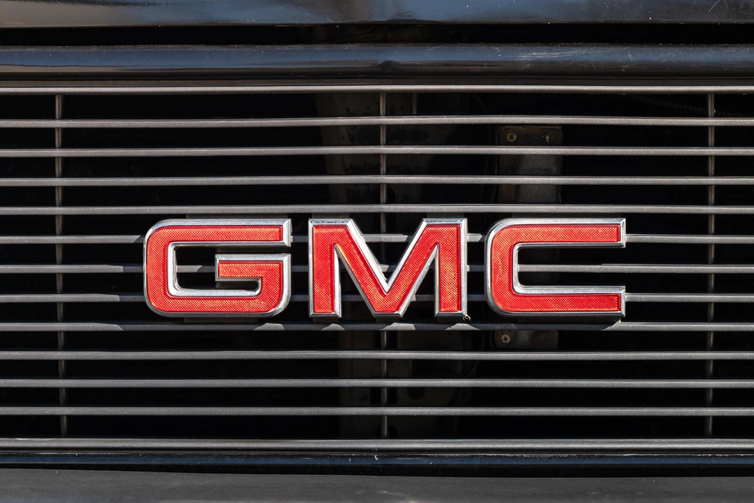 1991 GMC Syclone - Image 30 of 31