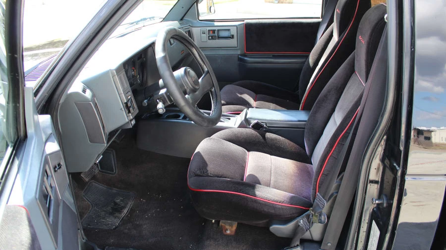 1991 GMC Syclone - Image 4 of 26