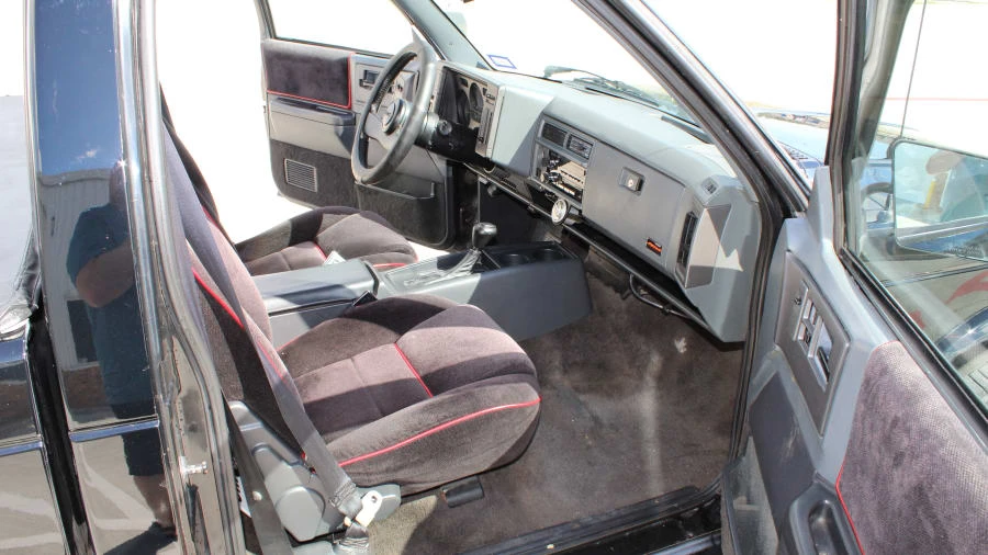 1991 GMC Syclone - Image 13 of 26