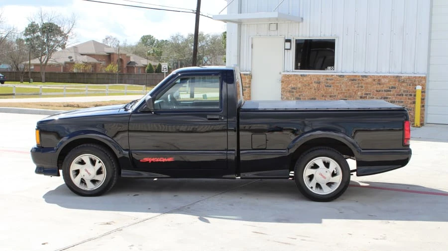 1991 GMC Syclone - Image 25 of 26