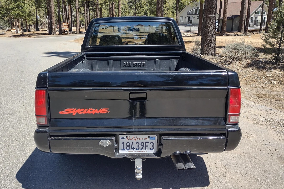 1991 GMC Syclone - Image 5 of 31