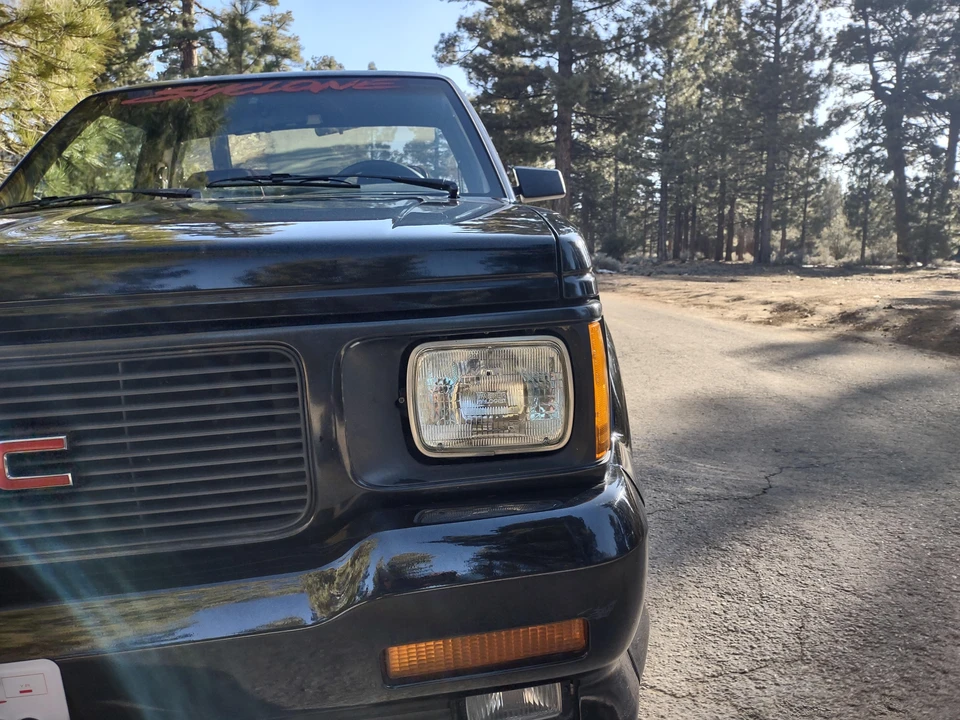 1991 GMC Syclone - Image 21 of 31