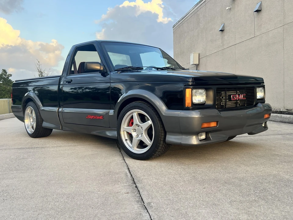 1991 GMC Syclone - Image 23 of 31