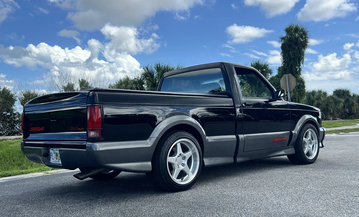 1991 GMC Syclone - Image 15 of 31