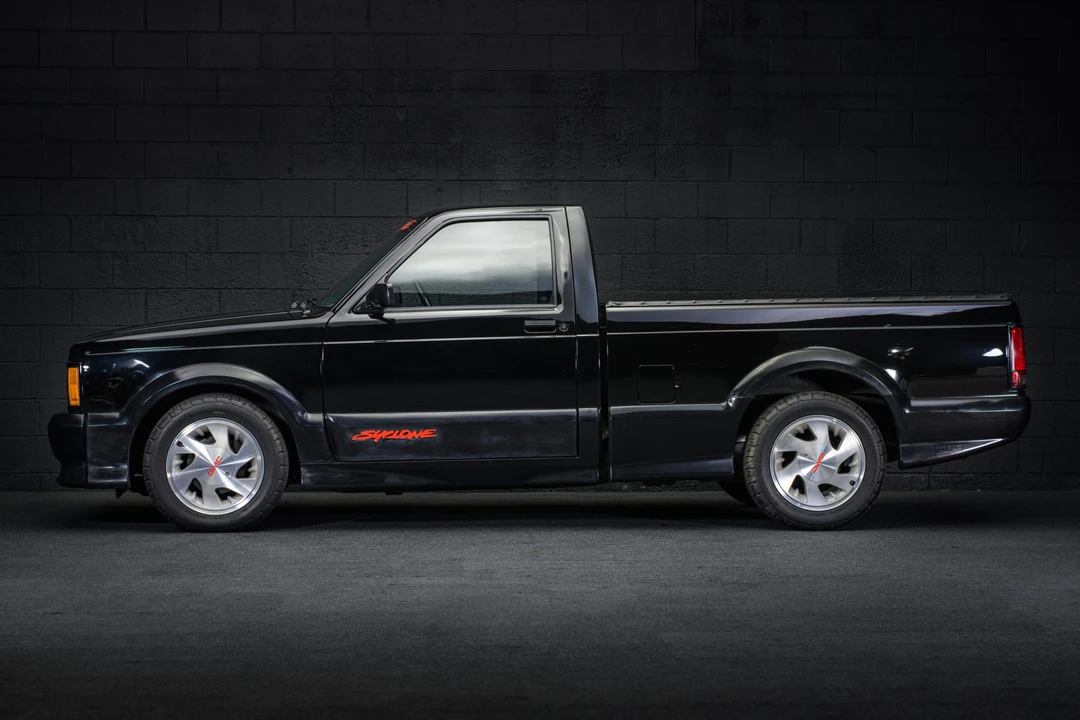 1991 GMC Syclone - Image 7 of 31