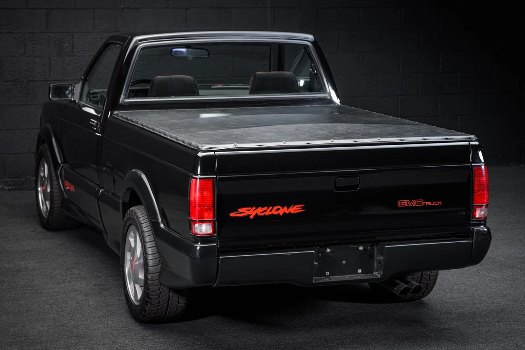 1991 GMC Syclone - Image 9 of 31