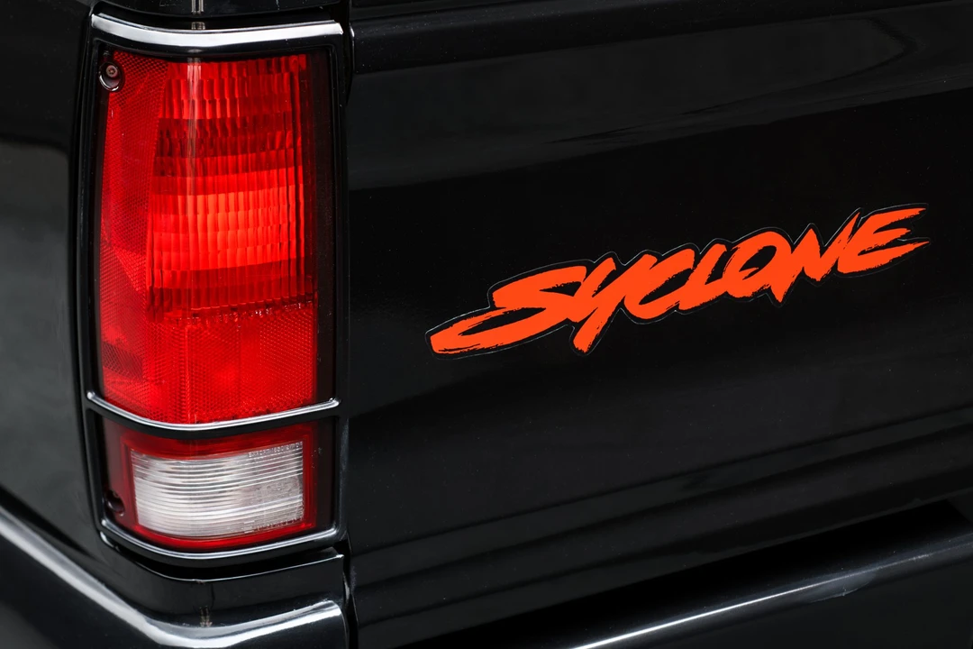 1991 GMC Syclone - Image 19 of 31