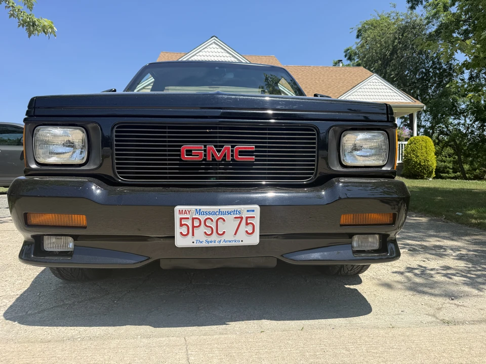 1991 GMC Syclone - Image 2 of 31