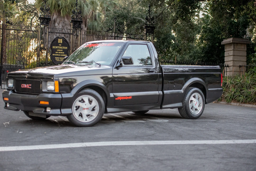 1991 GMC Syclone - Image 4 of 31