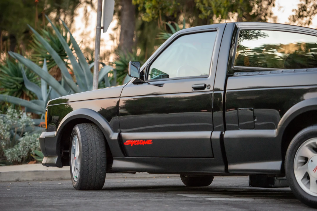 1991 GMC Syclone - Image 20 of 31
