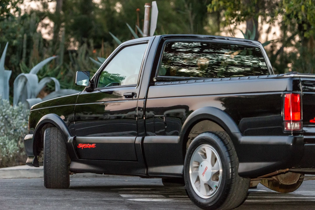 1991 GMC Syclone - Image 22 of 31