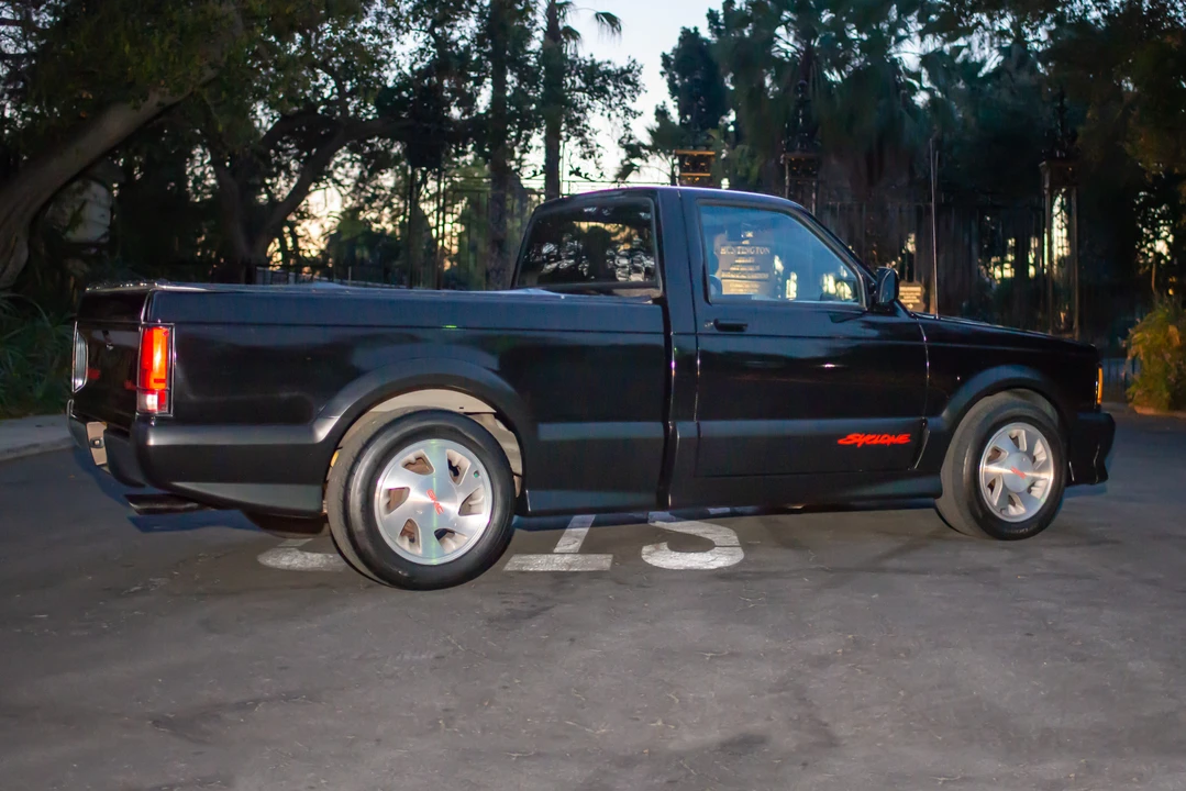 1991 GMC Syclone - Image 8 of 31