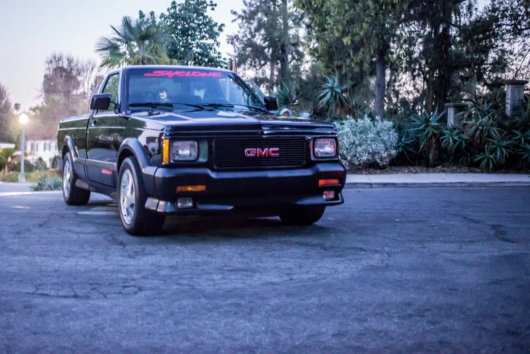 1991 GMC Syclone - Image 13 of 31