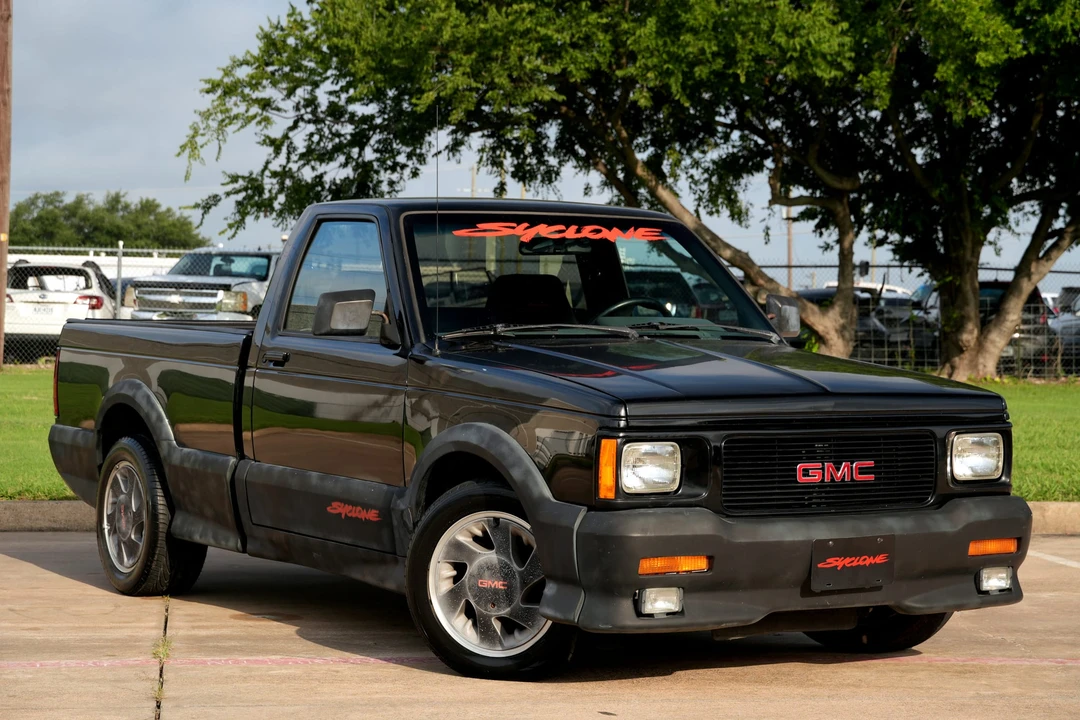 1991 GMC Syclone - Image 6 of 31