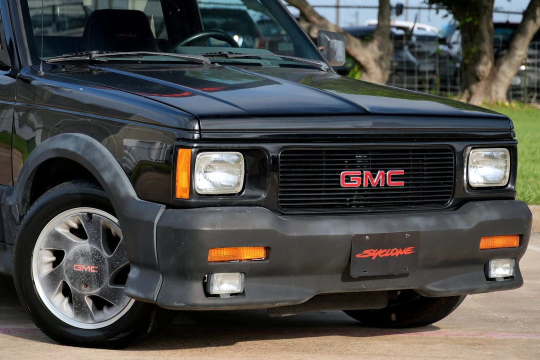 1991 GMC Syclone - Image 19 of 31