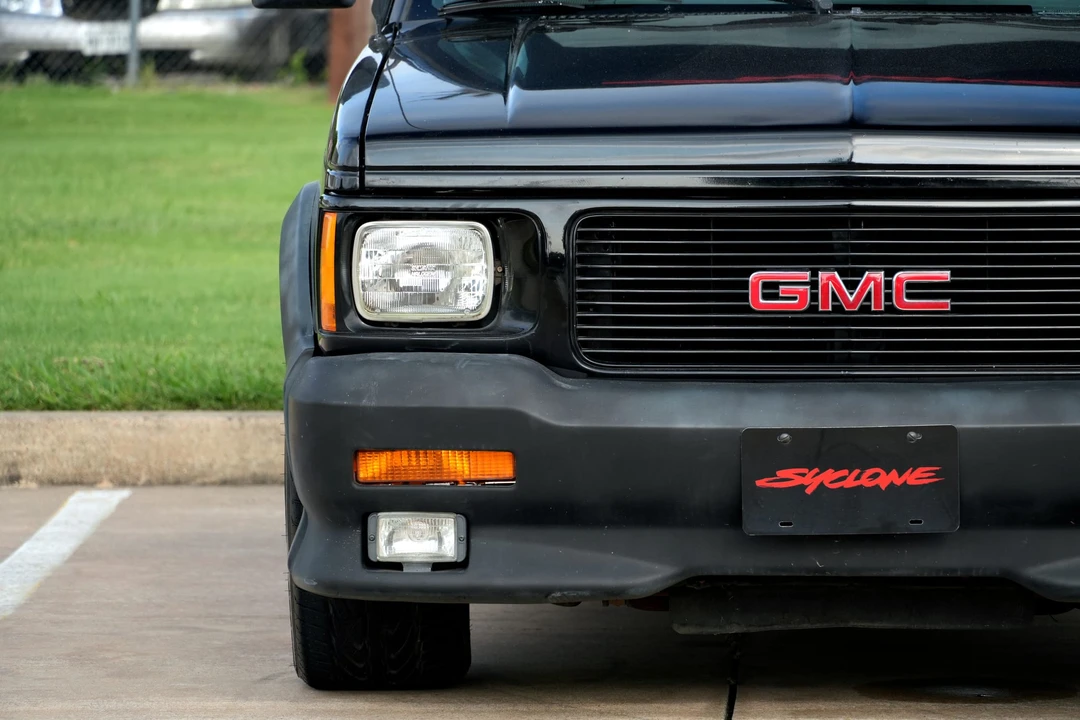 1991 GMC Syclone - Image 23 of 31