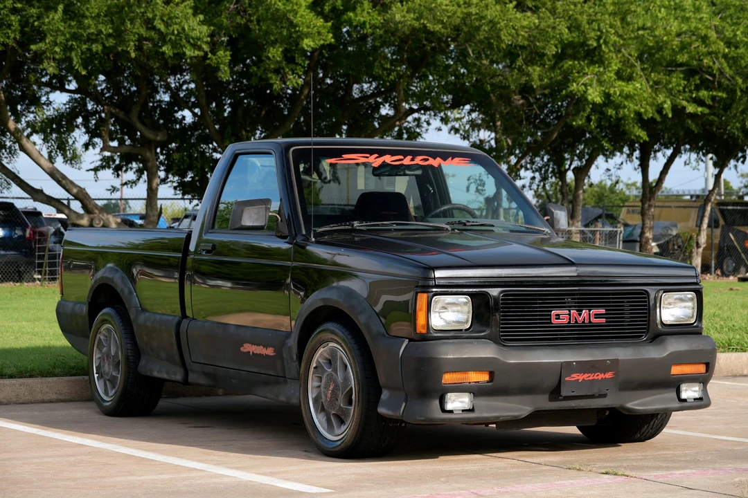 1991 GMC Syclone - Image 7 of 31