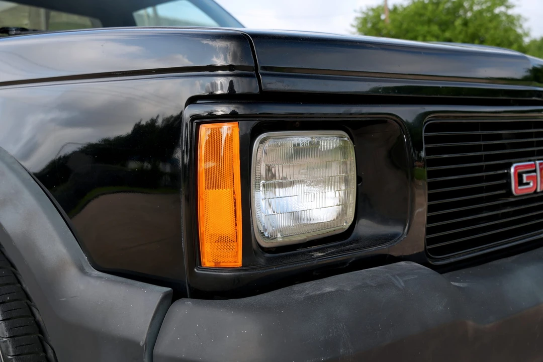 1991 GMC Syclone - Image 20 of 31