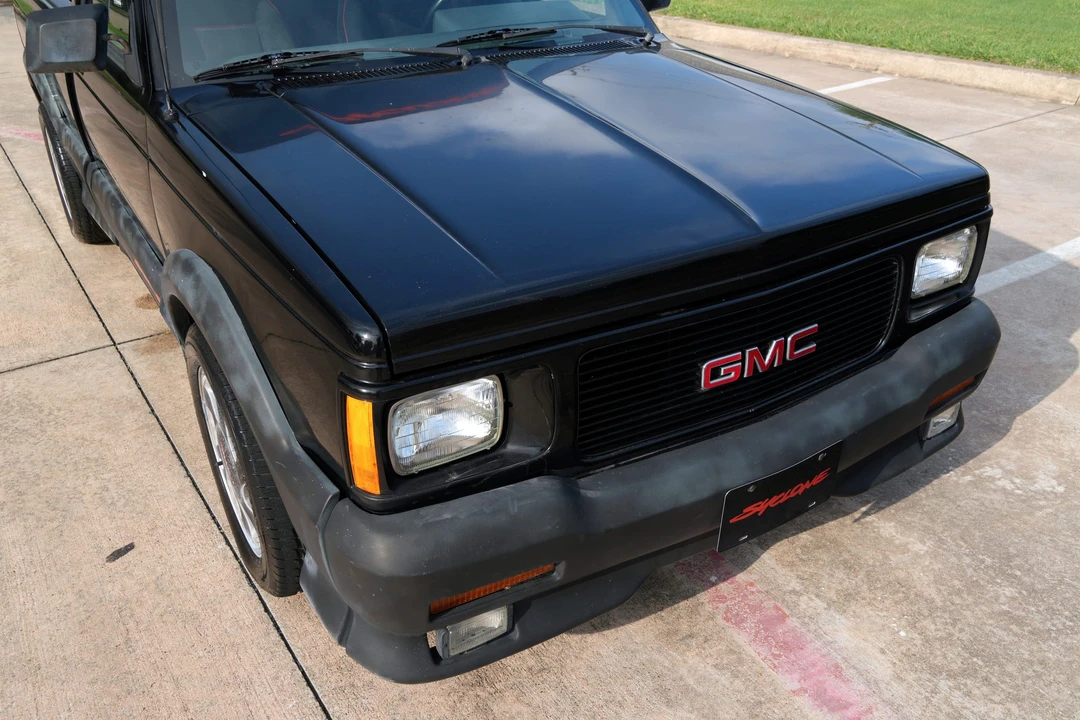 1991 GMC Syclone - Image 18 of 31