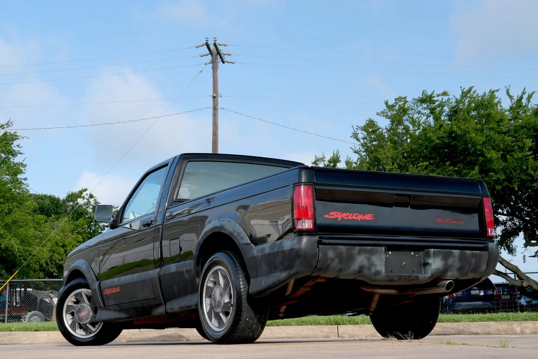 1991 GMC Syclone - Image 14 of 31