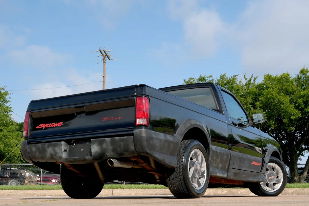 1991 GMC Syclone - Image 12 of 31