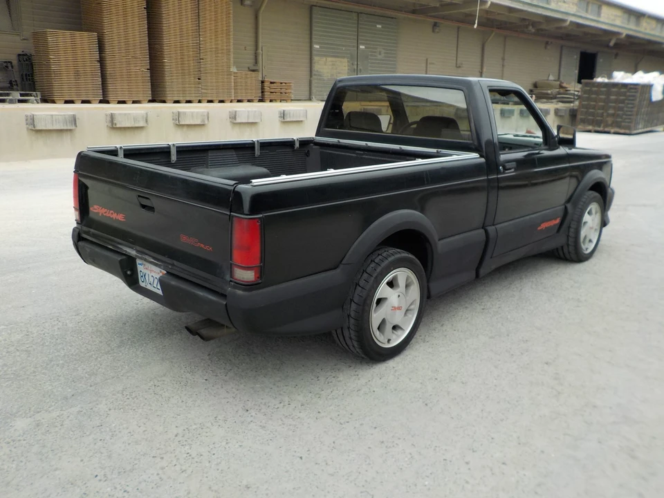 1991 GMC Syclone - Image 31 of 31