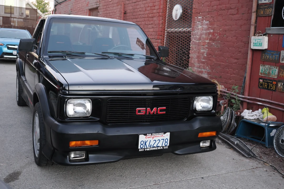 1991 GMC Syclone - Image 3 of 31