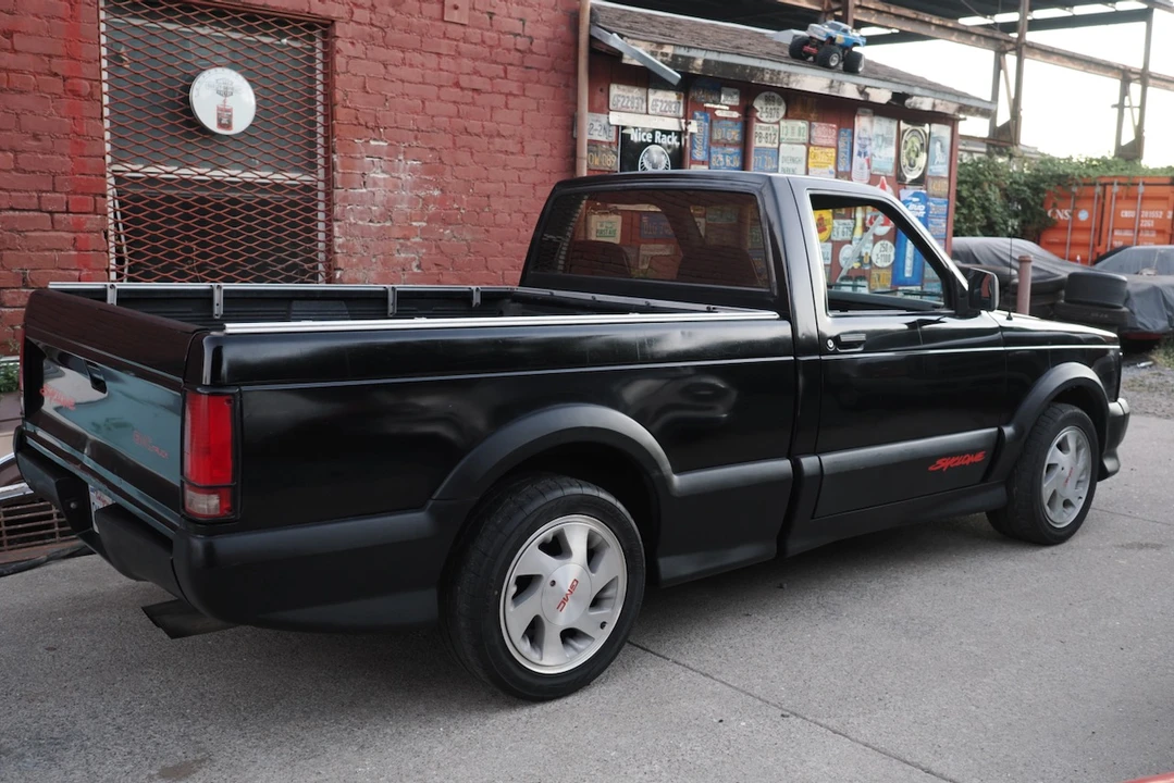 1991 GMC Syclone - Image 11 of 31