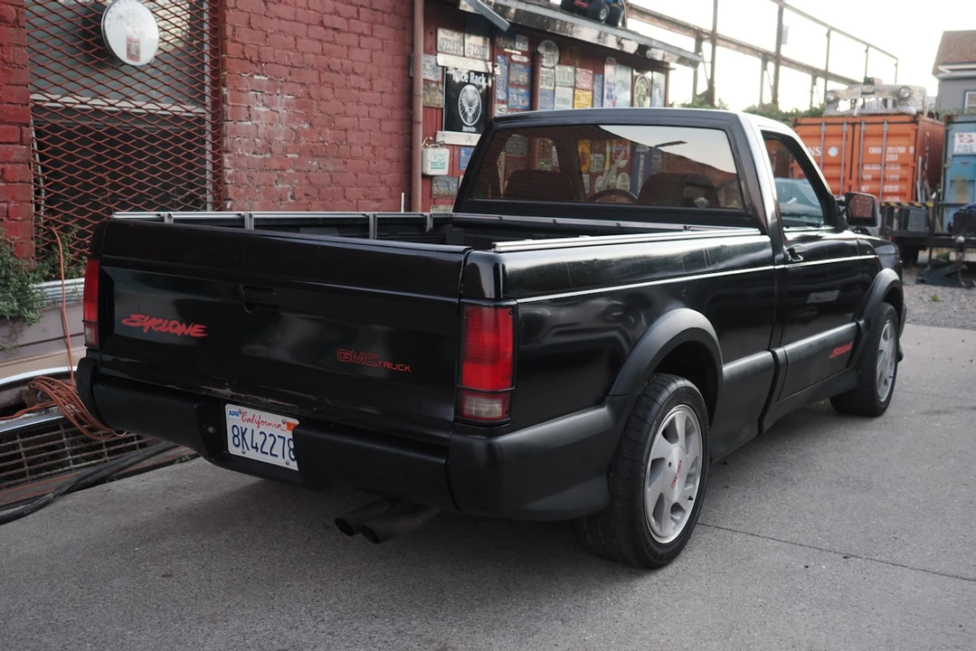 1991 GMC Syclone - Image 12 of 31