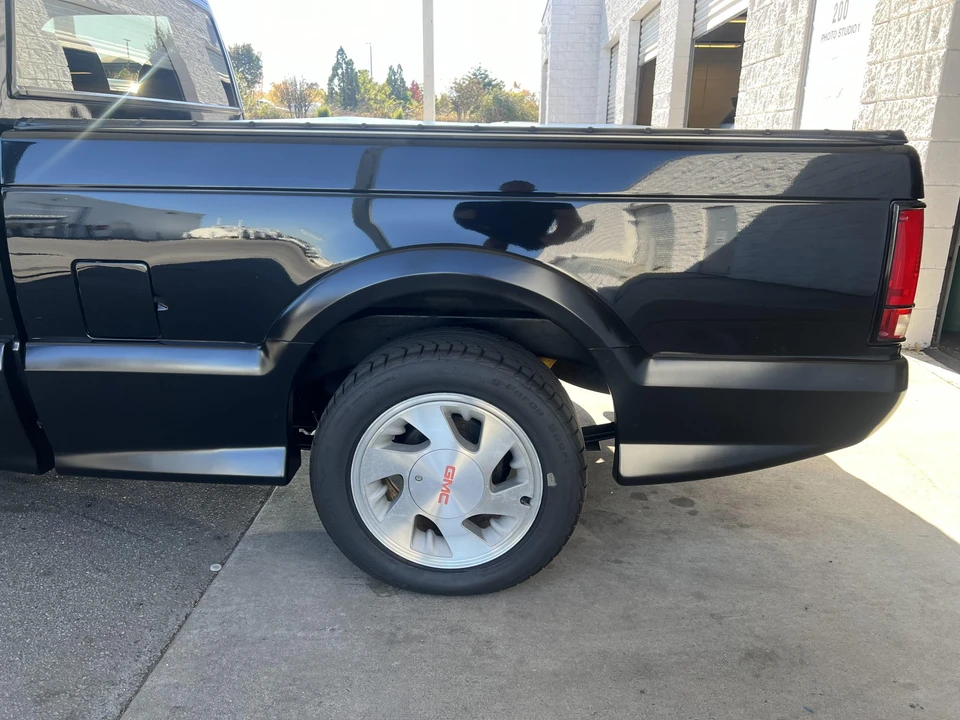 1991 GMC Syclone - Image 12 of 31